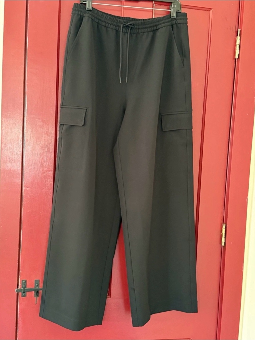 Athleta Venice Black Wide-Leg Cargo Pants-Never worn, Perfect. M/L